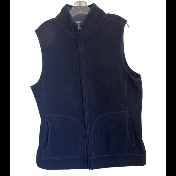 Old Navy Women’s Fleece Style Vest. Size 1X - Picture 1 of 3